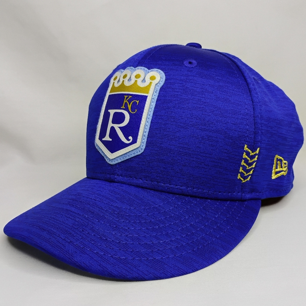 Men's New Era Royal Kansas City Royals 2024 Clubhouse 9FIFTY Snapback Hat